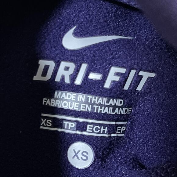 Nike Jacket Womens Size XS Dri Fit Purple Livestrong Athletic Running - Picture 3 of 10
